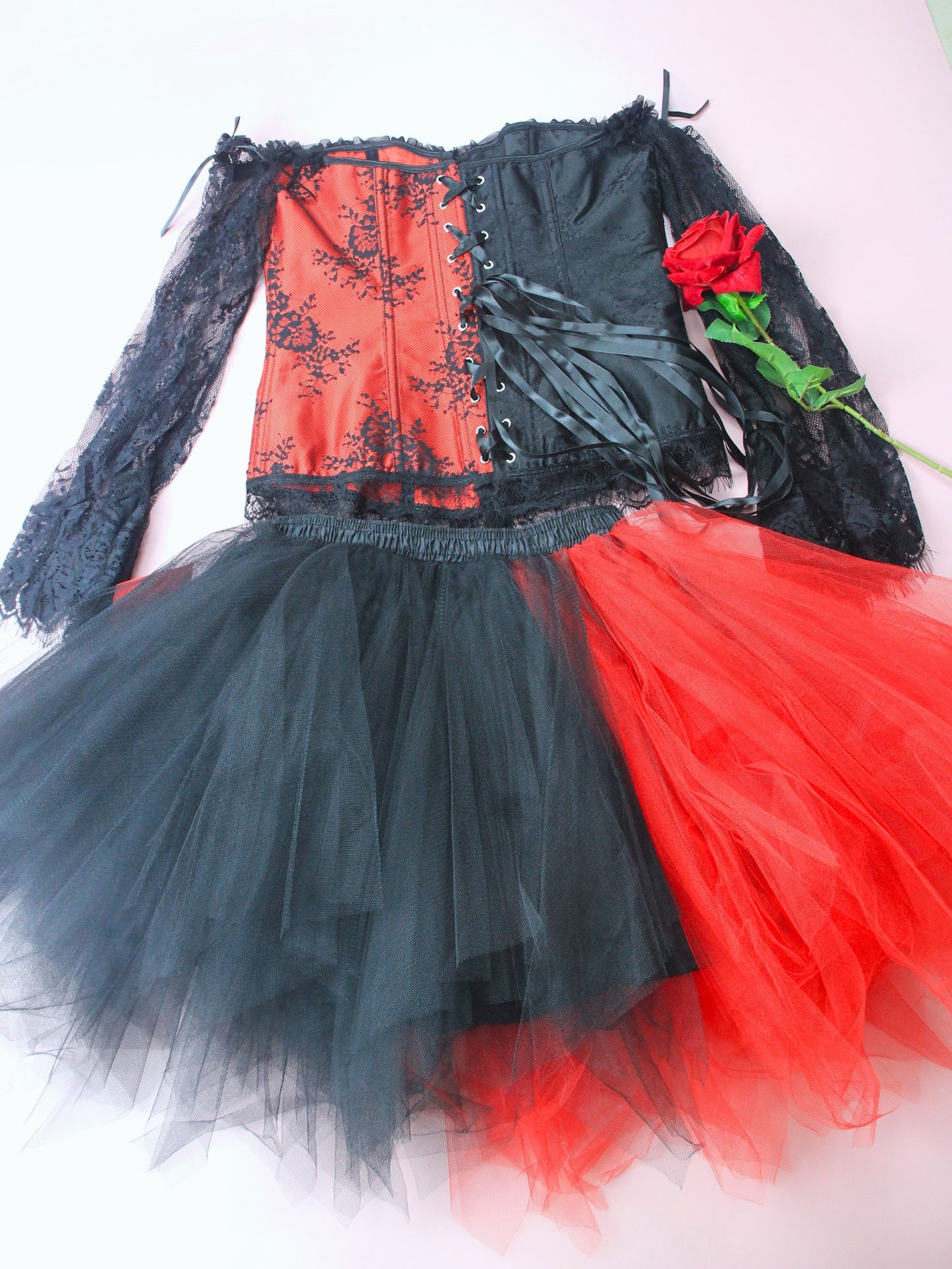 Halloween Clown Black And Red Mesh Skirt TUTU Skirt (black On The Left And Red On The Right, Red On The Left And Black On The Right.