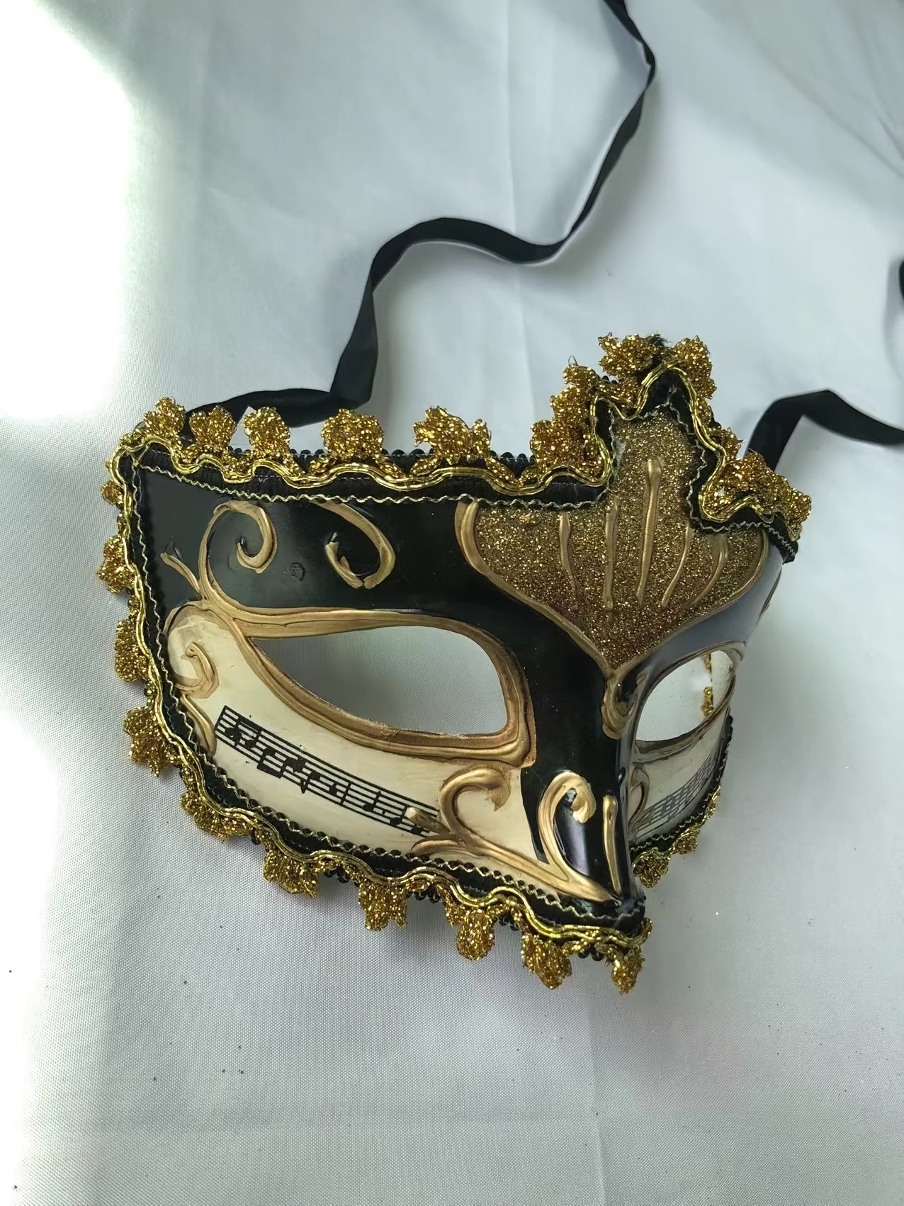 Antique Relief Mask, Golden Glitter Glitter Decoration, Necessary Decorations For Party, Halloween Masquerade Party Half Face Accessories, Plastic Material (6.7*3.9*4.5)inches