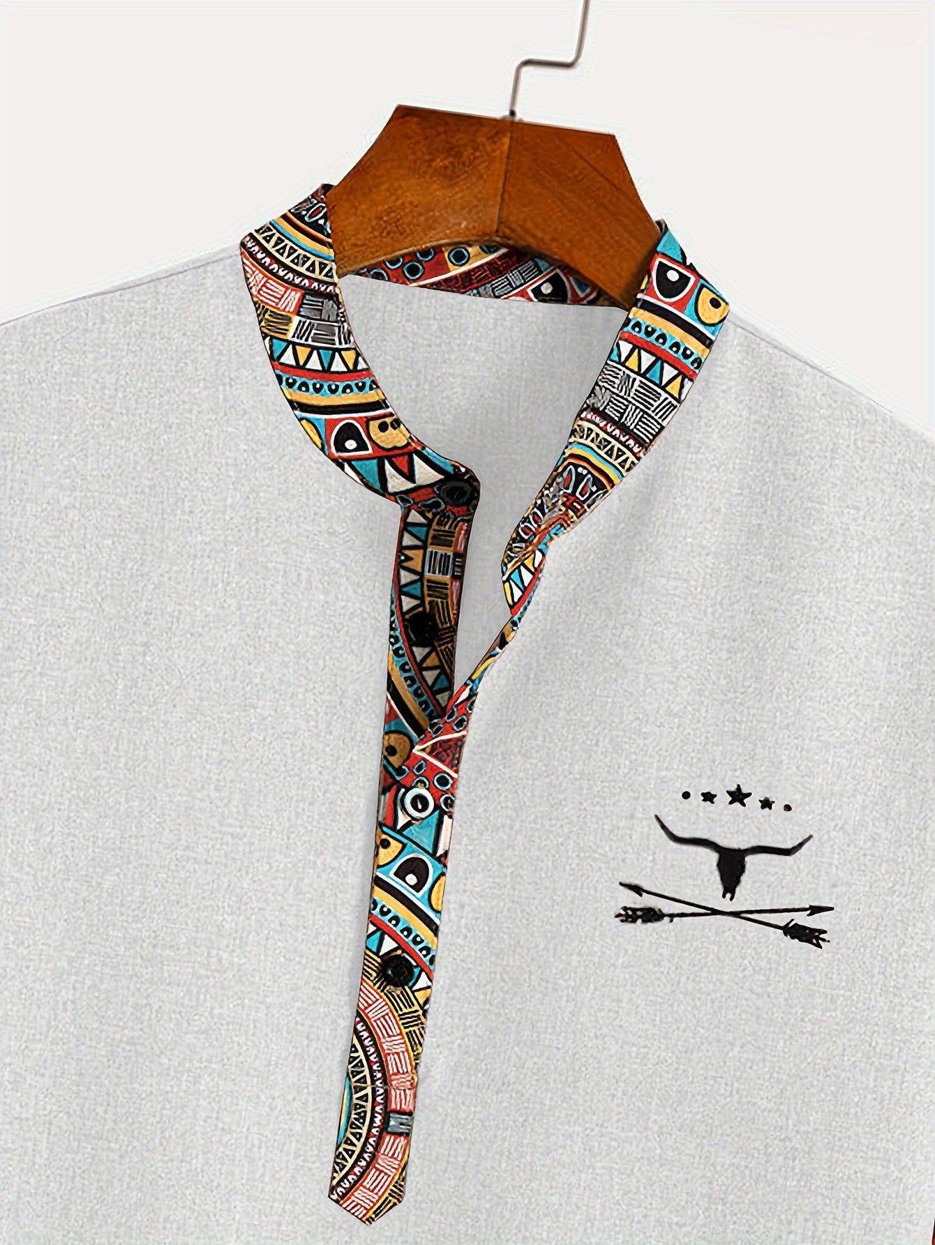 Ethnic Style Animal Skull And Geometric Pattern Men's Summer Fashion Short Sleeve Deep V-neck Henley Shirt, Pure Cotton Tops For Summer Outdoors Leisurewear