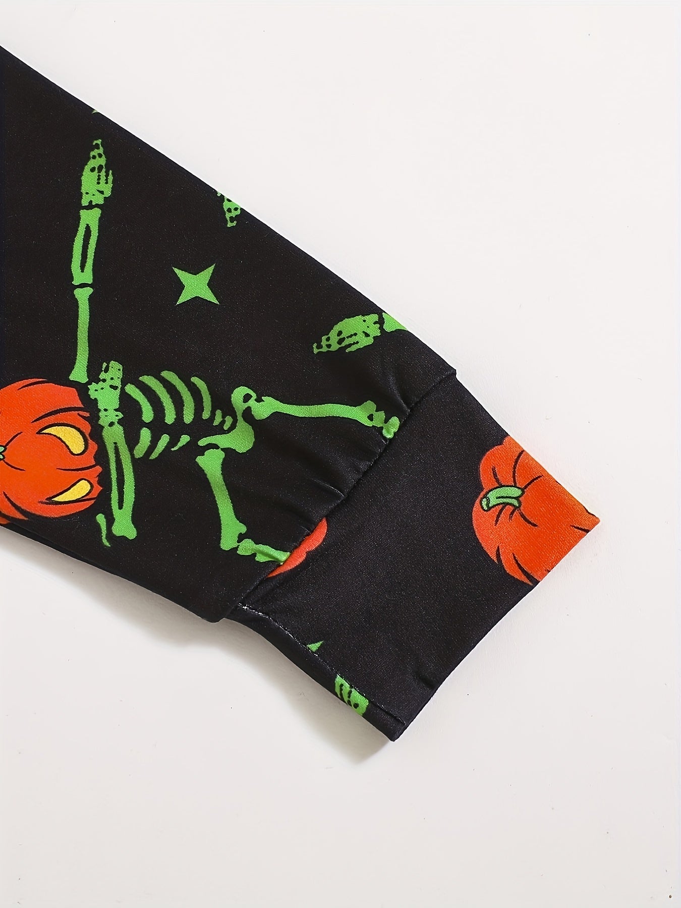 Boys Girls Halloween Glow-in-the-Dark Skeleton And Pumpkin Print Long Sleeve Crew Neck Top And Pants Set, Trick Or Treat Comfy Clothes