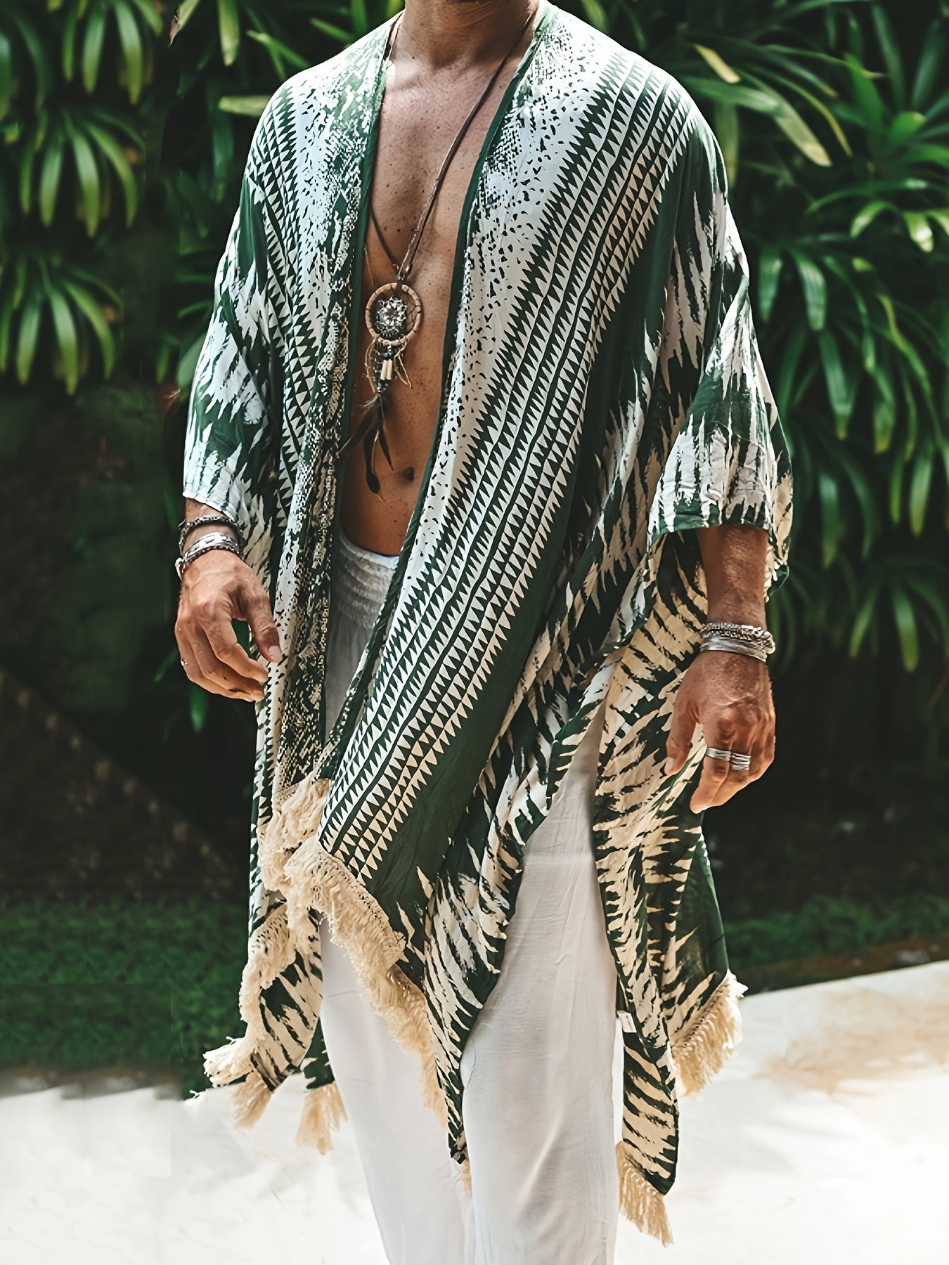 Bohemian Style Men's Cape With Tassel Design, Ethnic Style Clothing For Seaside Beach Vacation, Loose Casual Sun Protection Coat