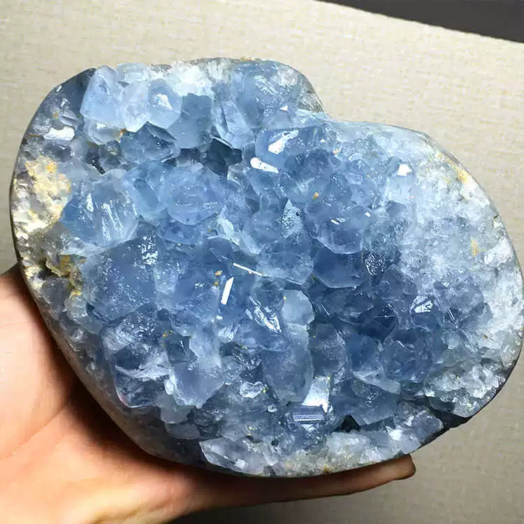 Natural Blue Hole Celestite Blue Crystal Cluster Heart-Shaped Egg-Shaped Cornucopia Rough Stone Mineral Specimen Crystal Ornaments