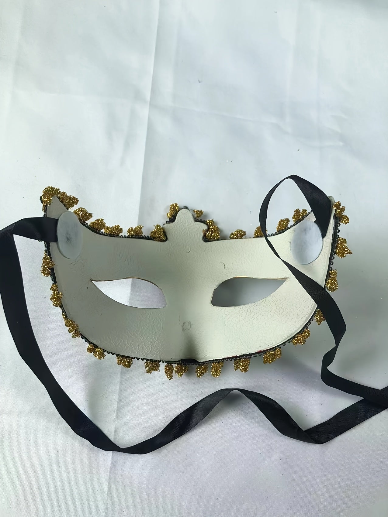 Antique Relief Mask, Golden Glitter Glitter Decoration, Necessary Decorations For Party, Halloween Masquerade Party Half Face Accessories, Plastic Material (6.7*3.9*4.5)inches