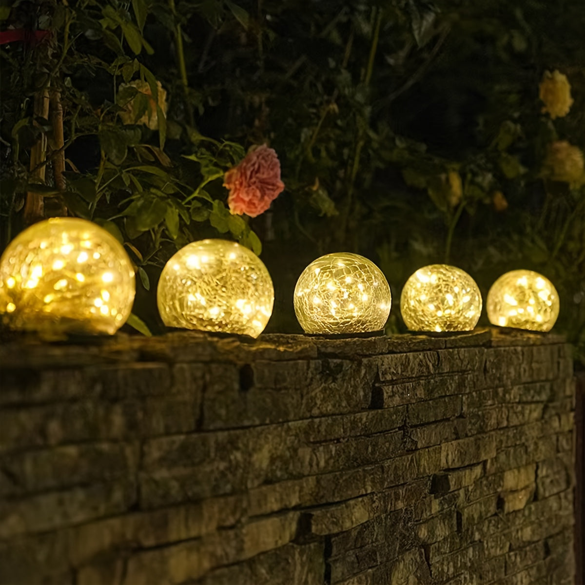 Solar Garden Lights Outdoor, Crackle Glass Globe Solar Lights with 600mAh Battery, Plastic Decorative LED Lighting for Patio, Lawn, Backyard, Waterproof Solar Powered Balls for Festivals & Holidays