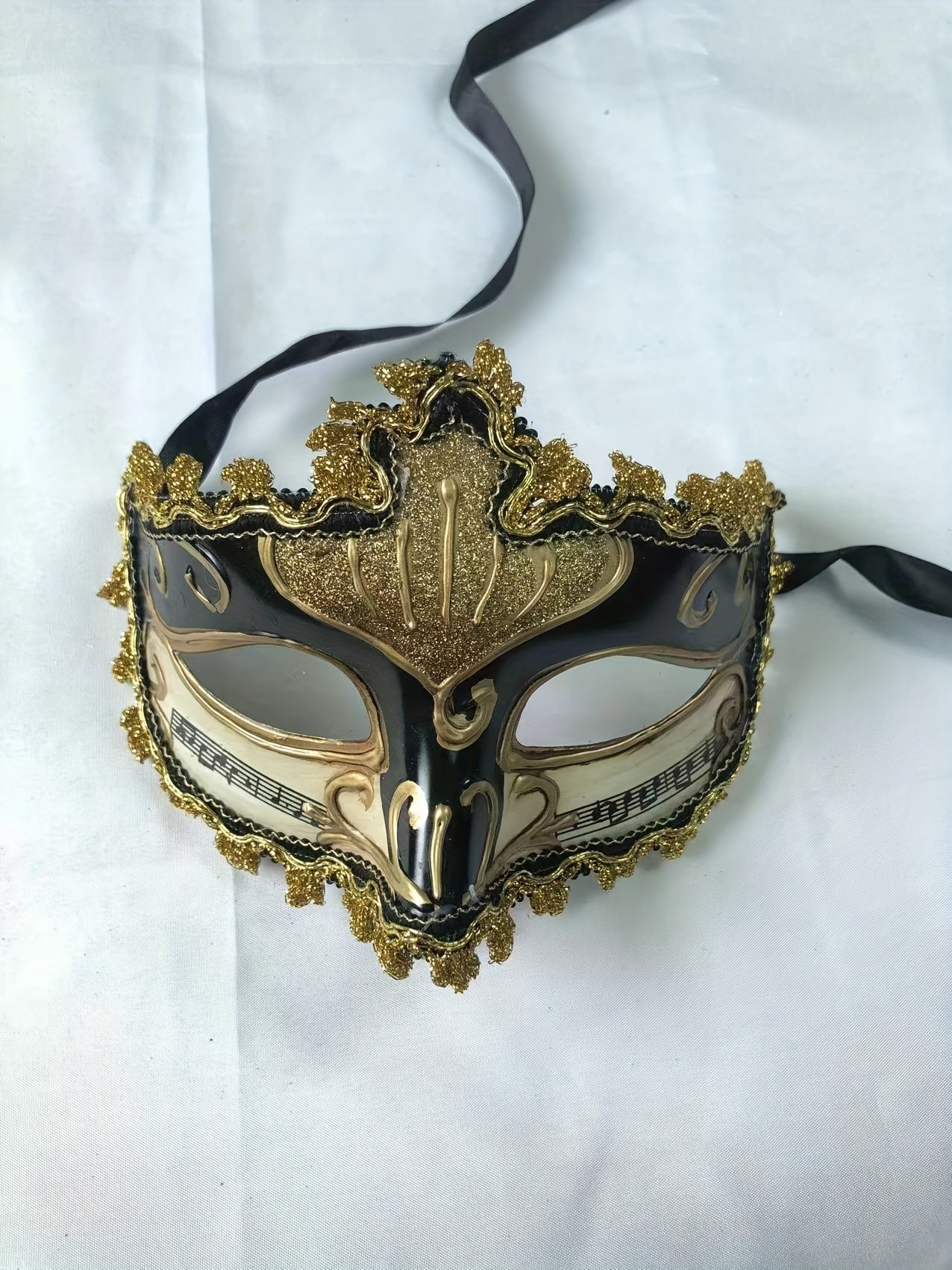 Antique Relief Mask, Golden Glitter Glitter Decoration, Necessary Decorations For Party, Halloween Masquerade Party Half Face Accessories, Plastic Material (6.7*3.9*4.5)inches