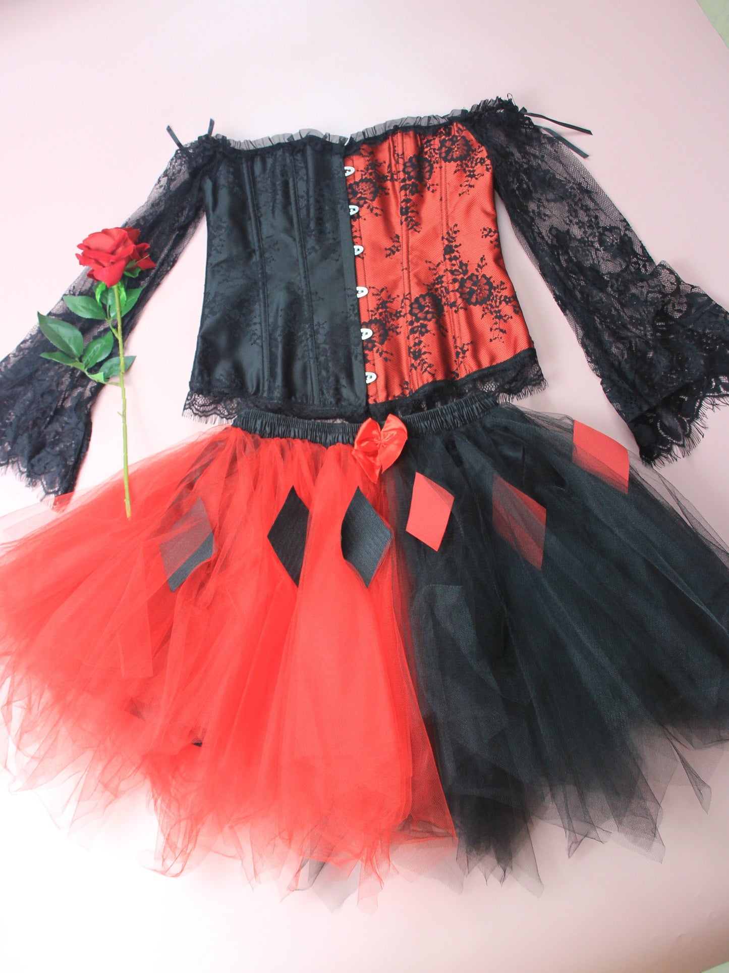 Halloween Clown Black And Red Mesh Skirt TUTU Skirt (black On The Left And Red On The Right, Red On The Left And Black On The Right.